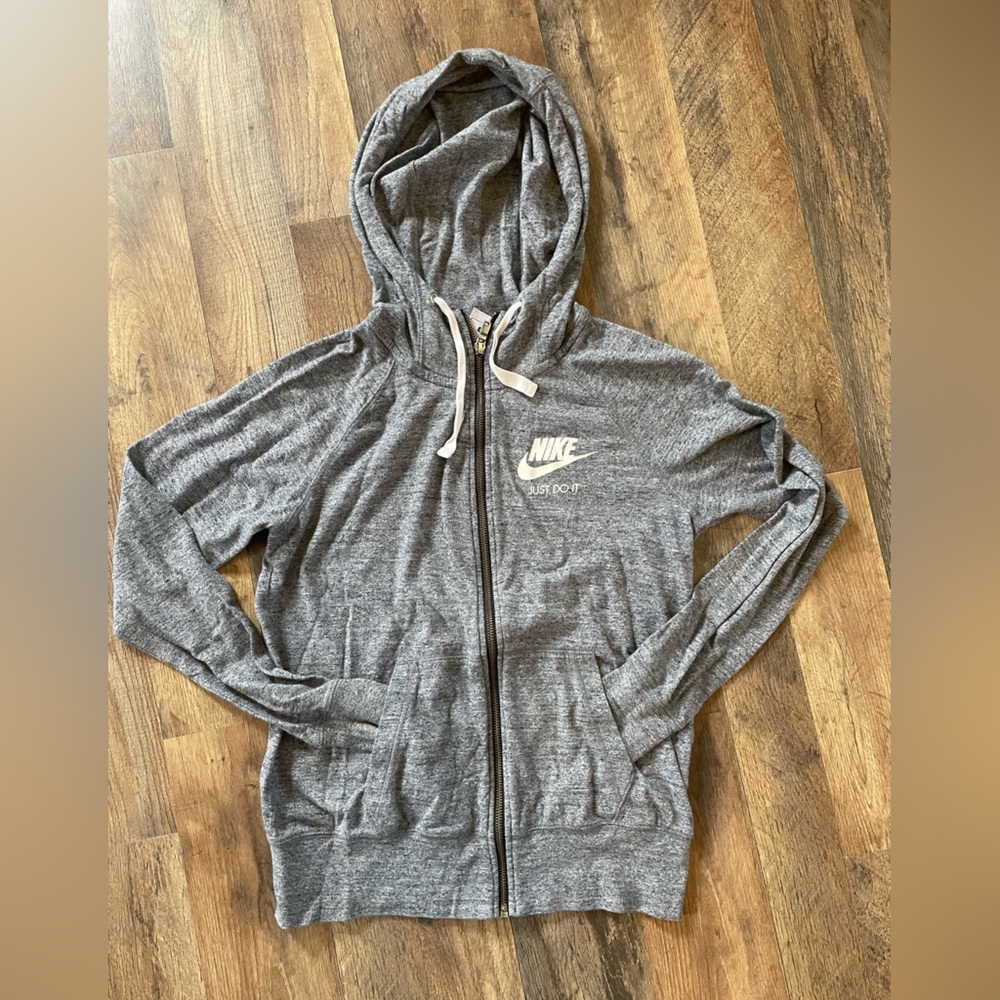 Nike lightweight zip up